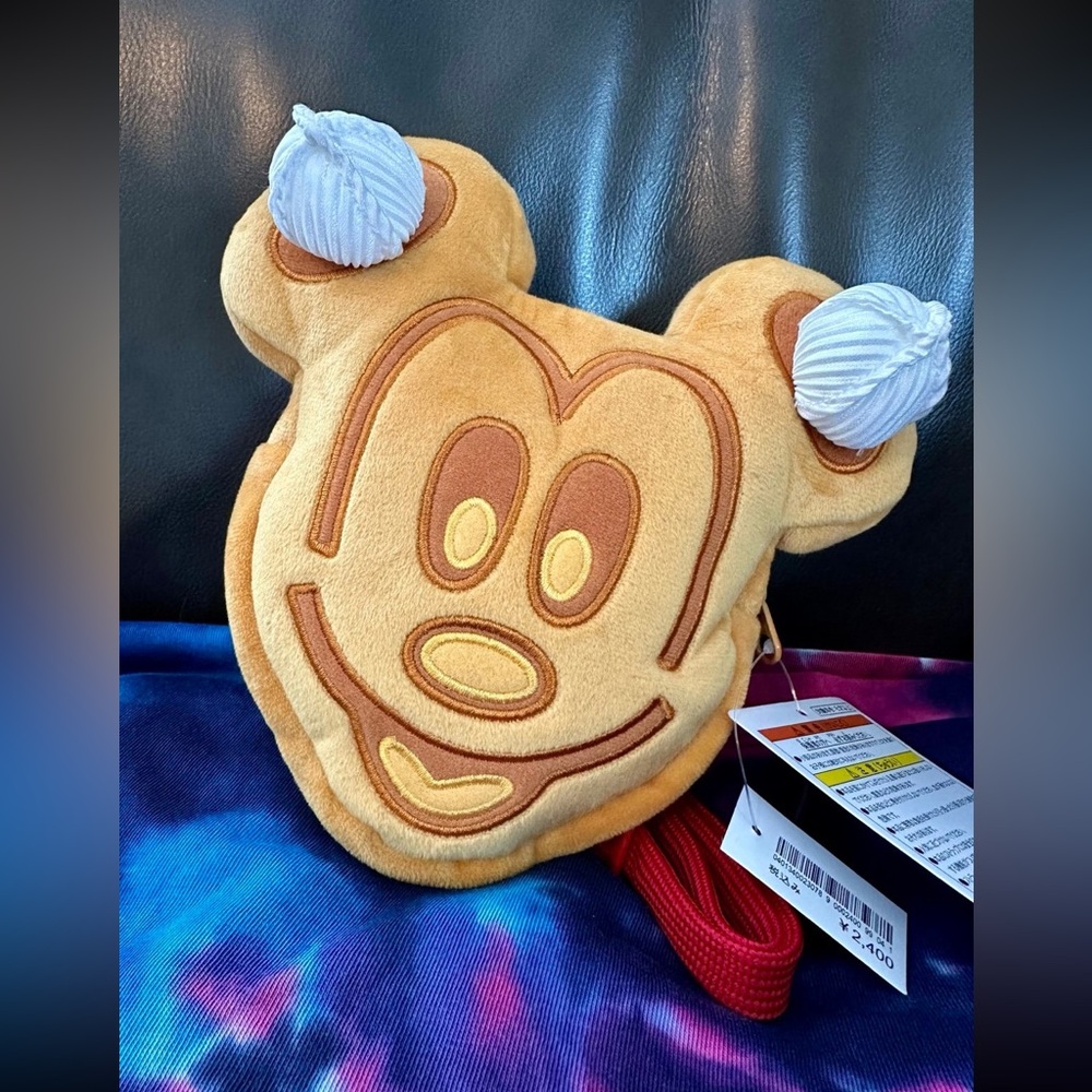 NEW! Japan Tokyo Disney Resort Mickey Waffle Shoulder Bag